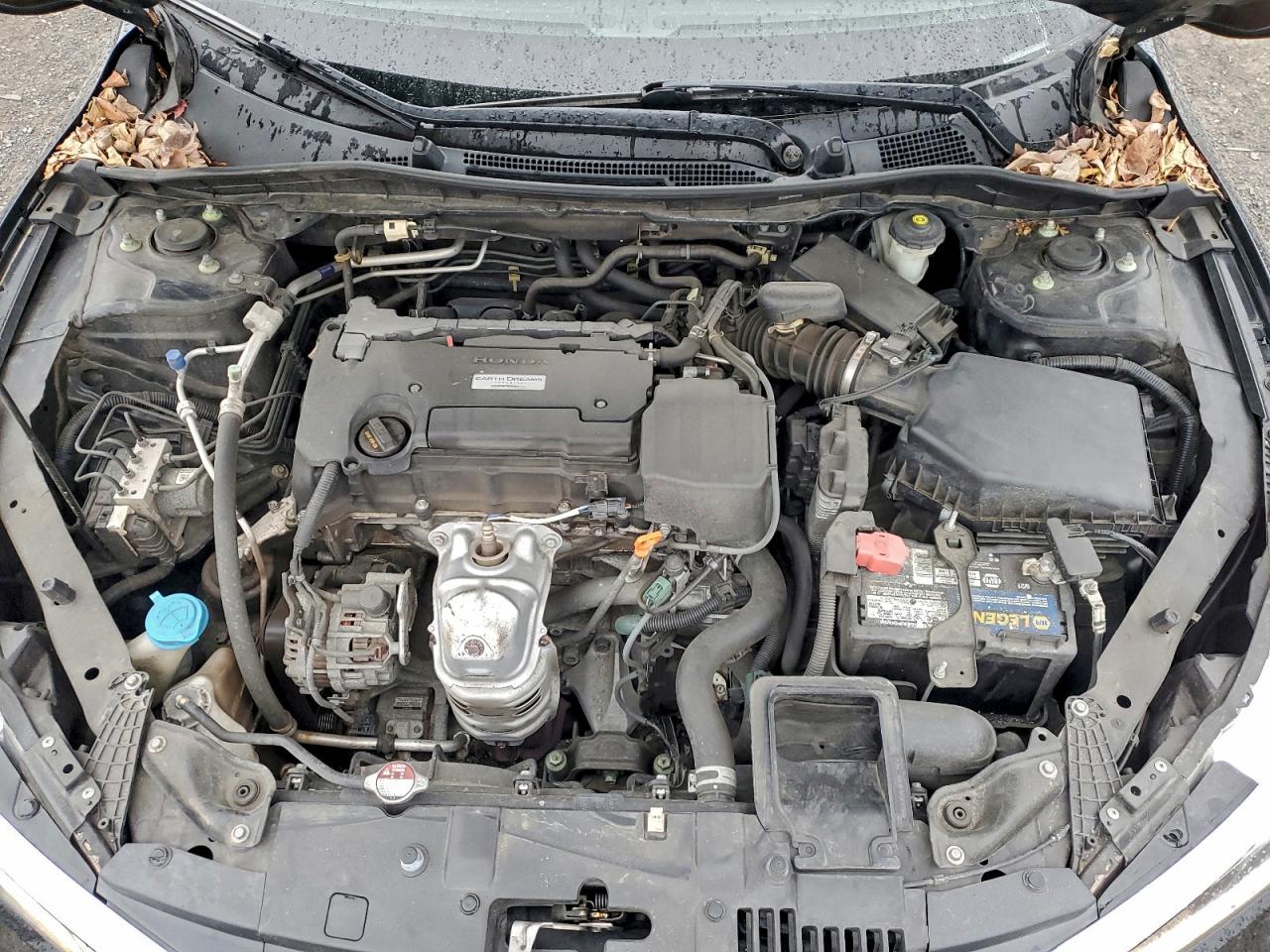 2017 HONDA ACCORD LX photo 21