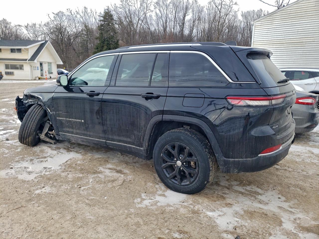 2022 JEEP GRAND CHEROKEE LIMITED photo 2