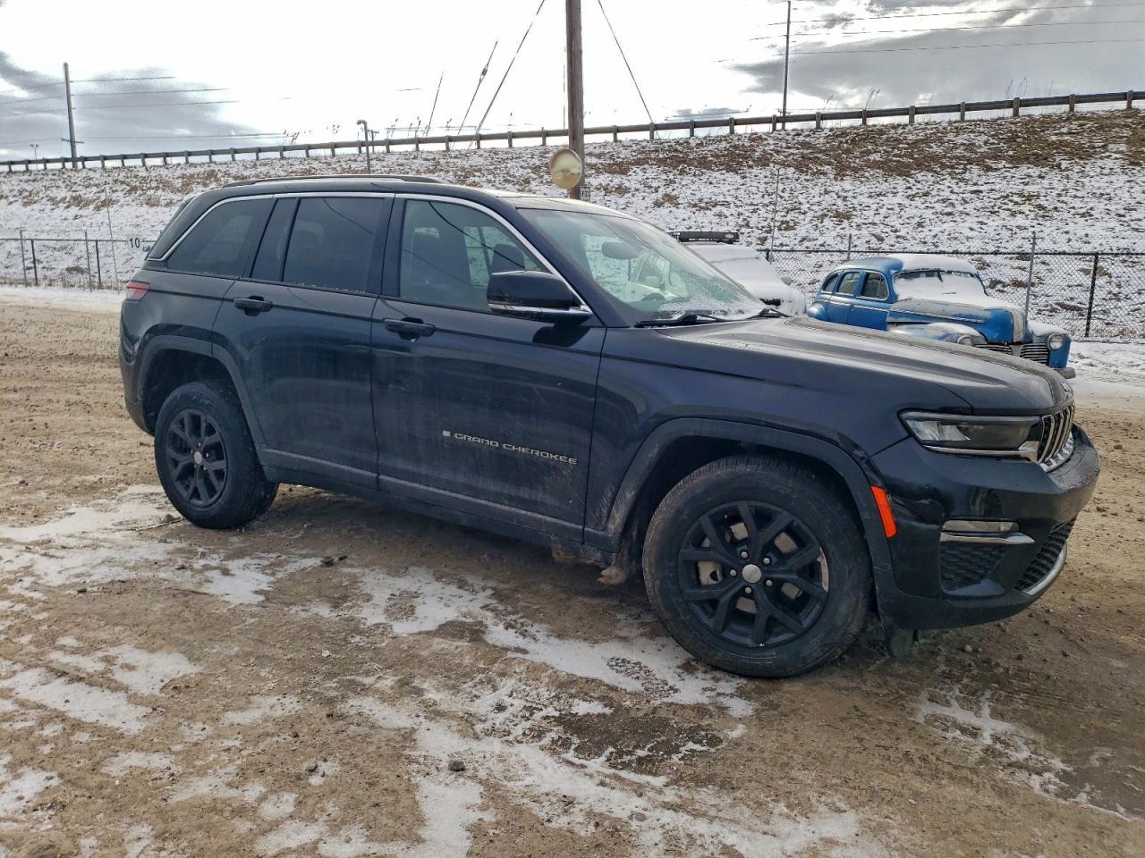 2022 JEEP GRAND CHEROKEE LIMITED photo 4