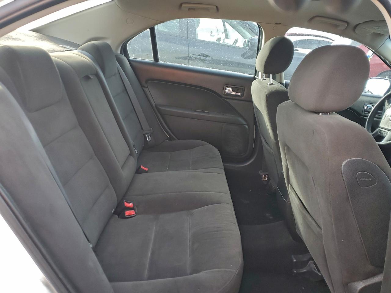 2008 FORD FUSION SE photo 19