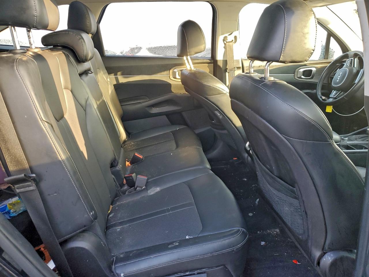 2022 KIA SORENTO S photo 10