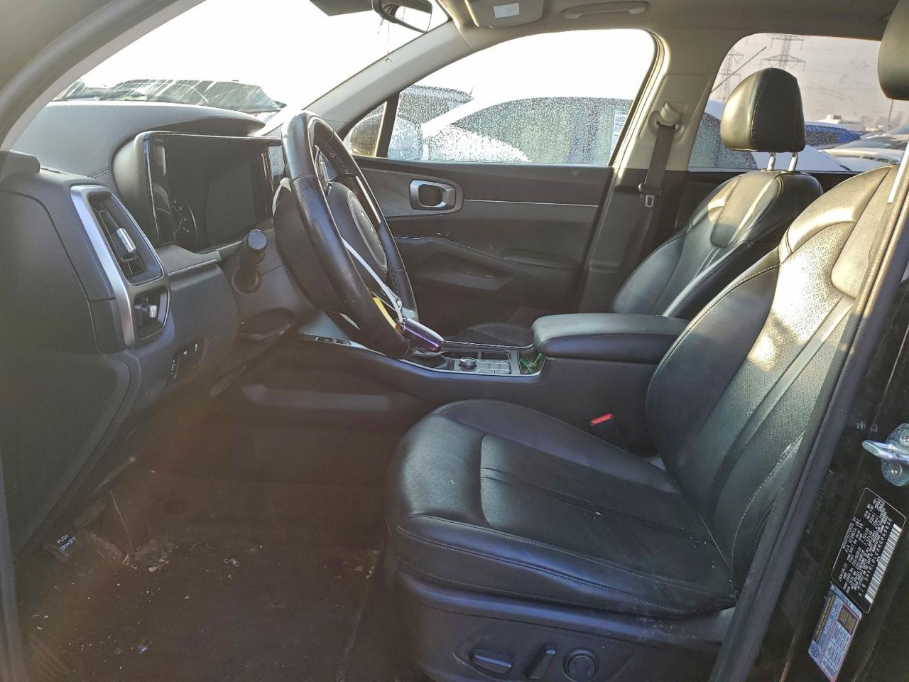 2022 KIA SORENTO S photo 7