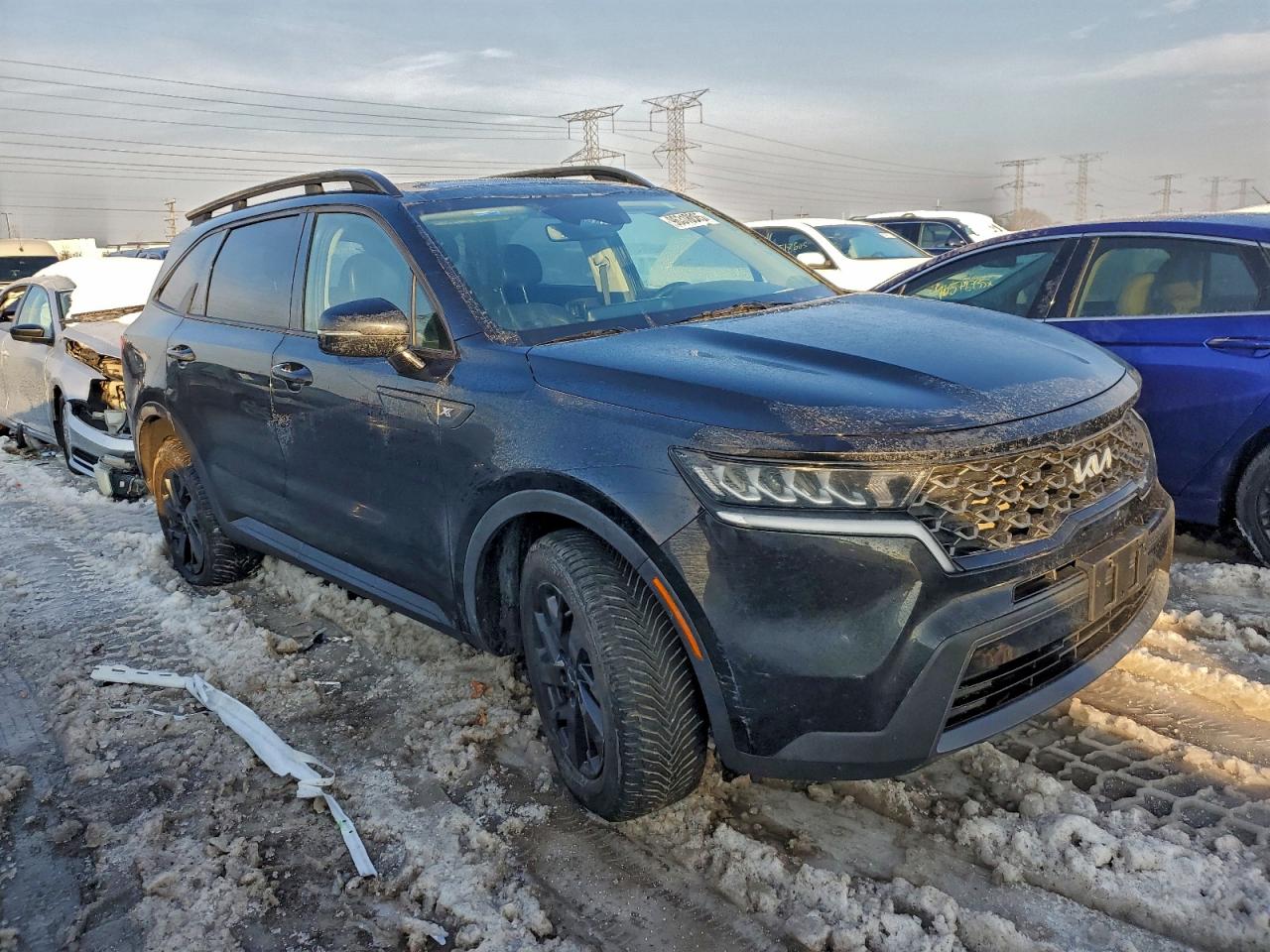 2022 KIA SORENTO S photo 4