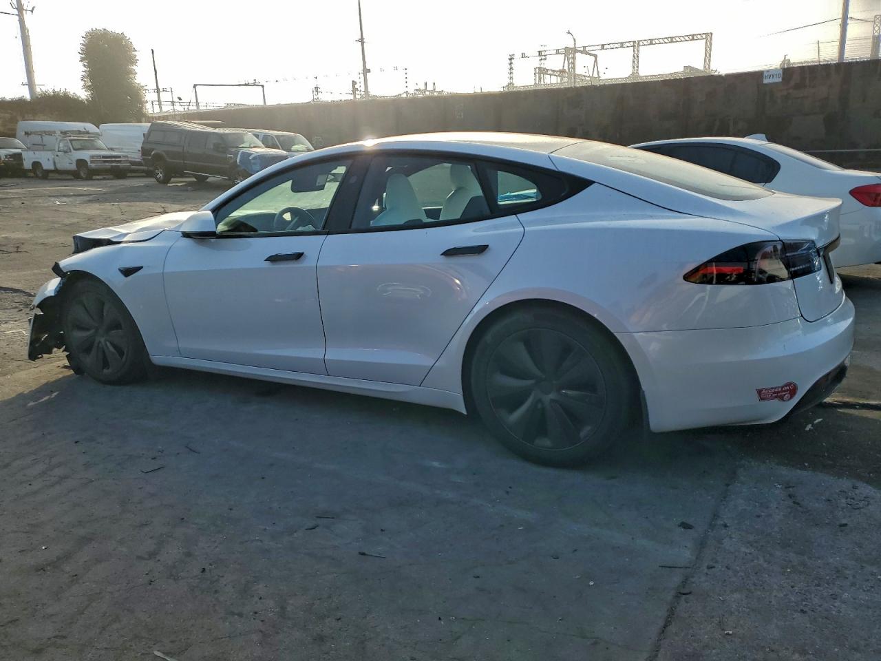2023 TESLA MODEL S photo 2