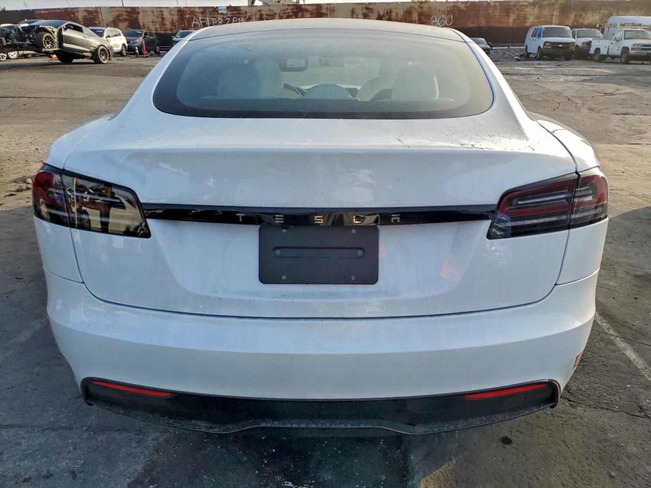 2023 TESLA MODEL S photo 6