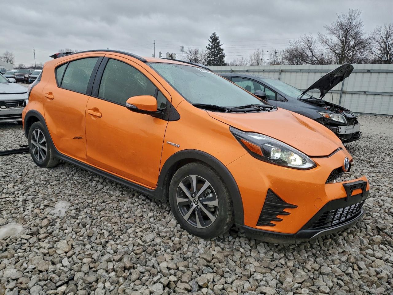 2018 TOYOTA PRIUS C photo 4