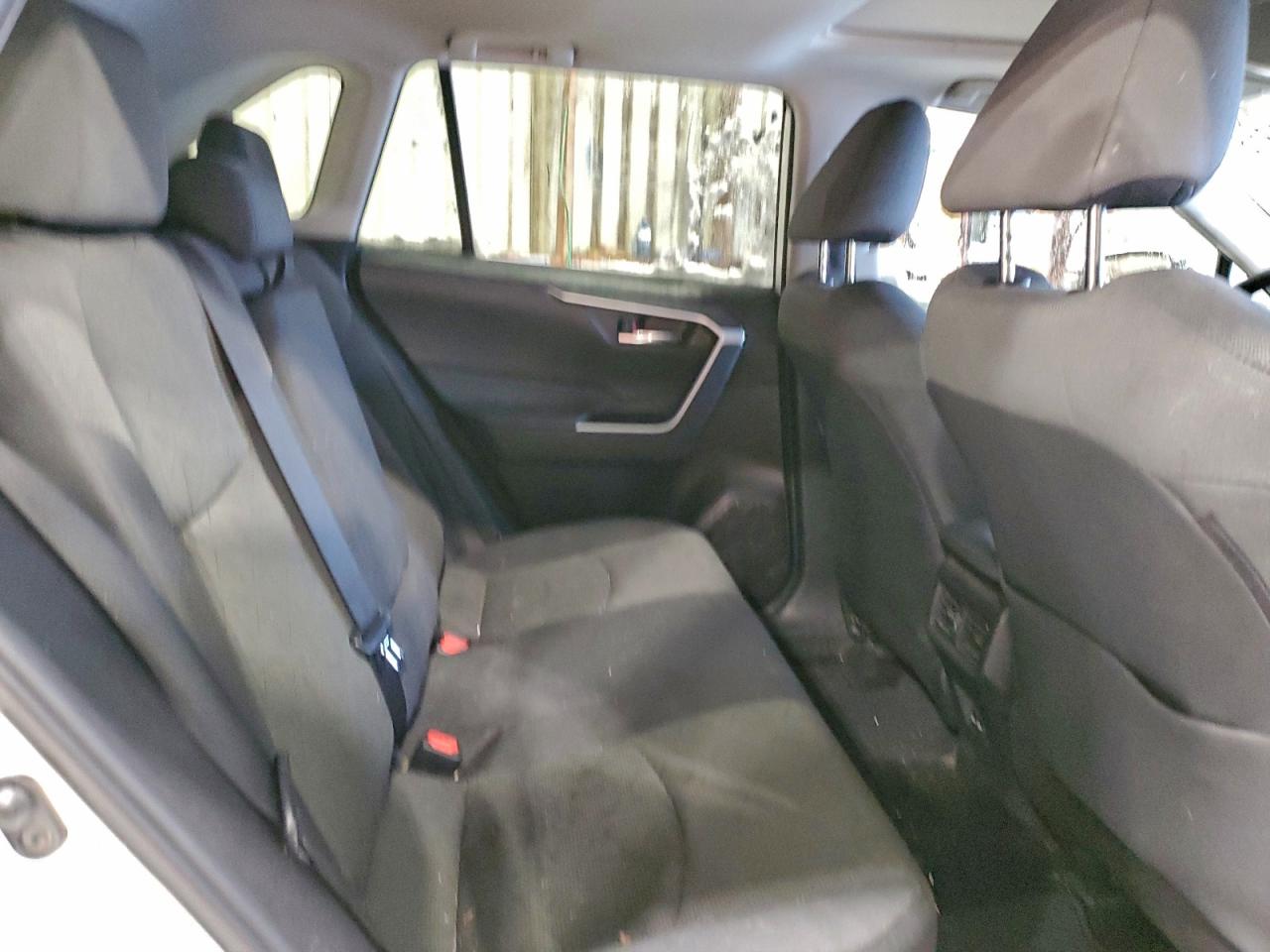 2022 TOYOTA RAV4 XLE photo 11