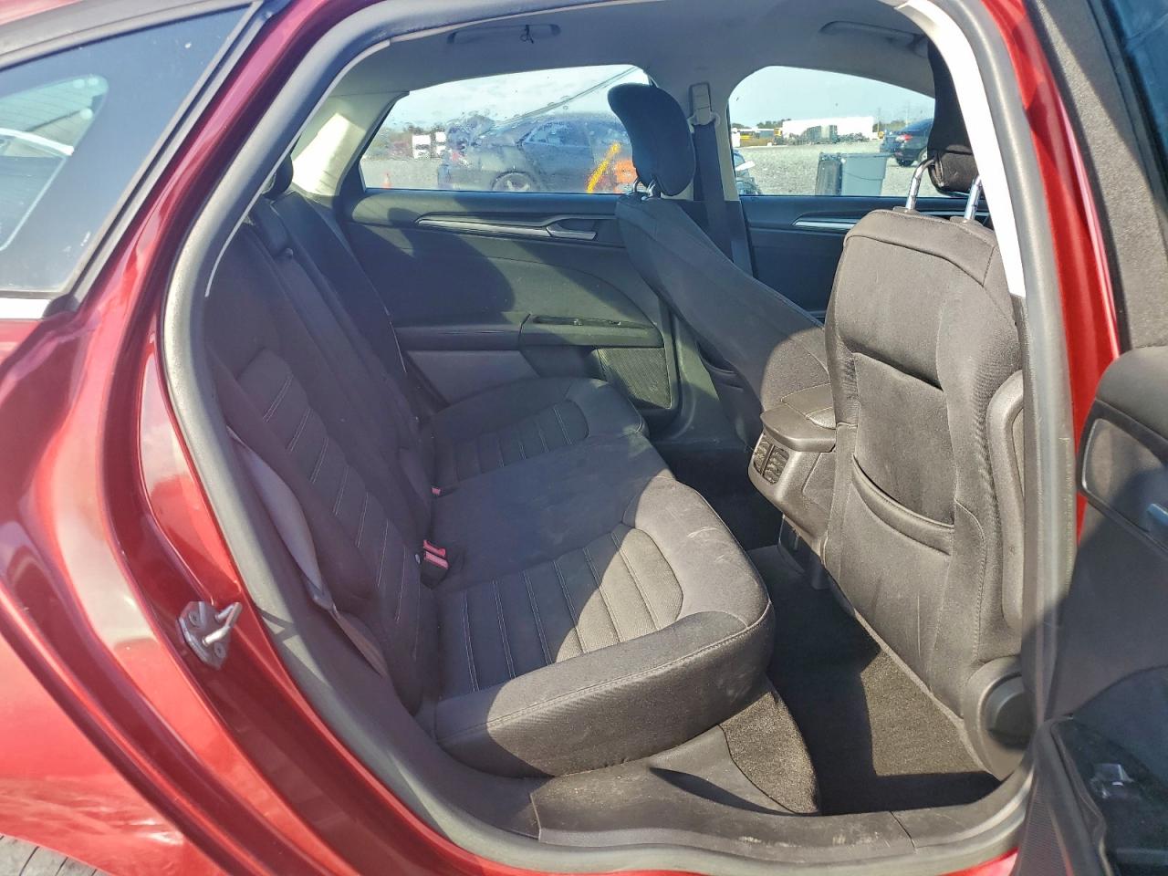 2013 FORD FUSION SE photo 10