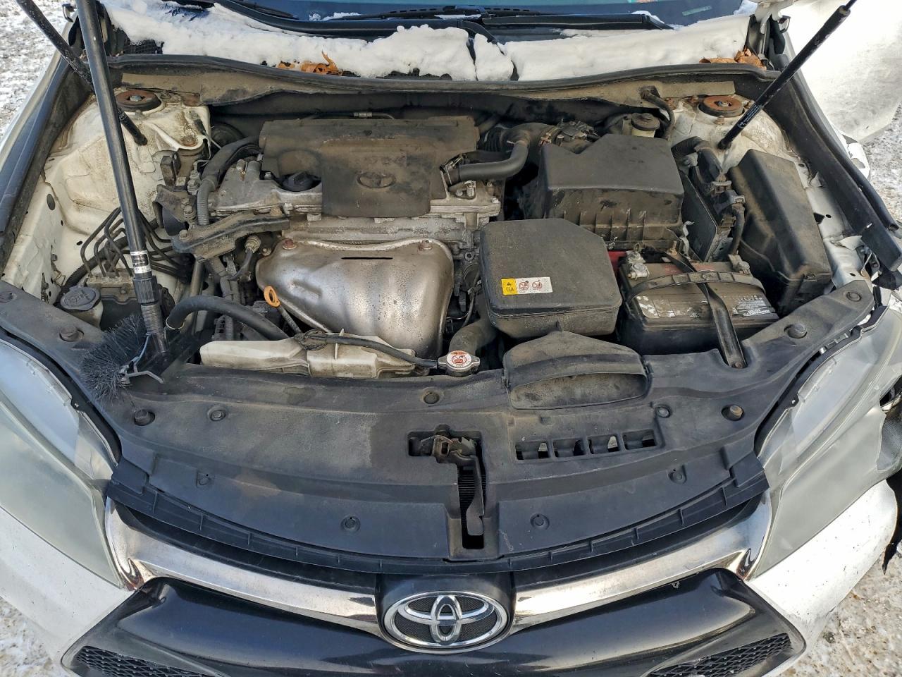 2017 TOYOTA CAMRY LE photo 11