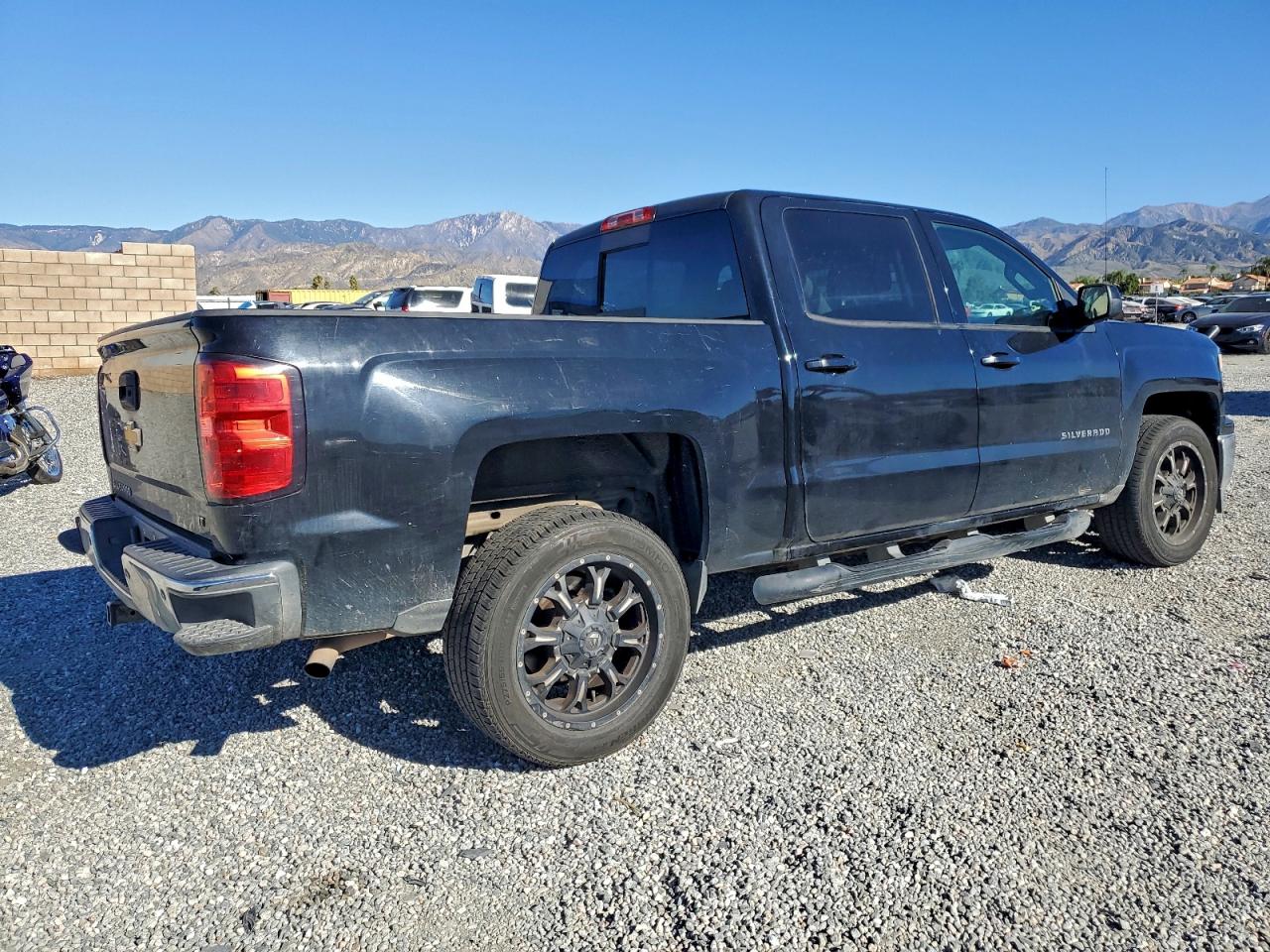 2014 CHEVROLET SILVERADO C1500 LT photo 3