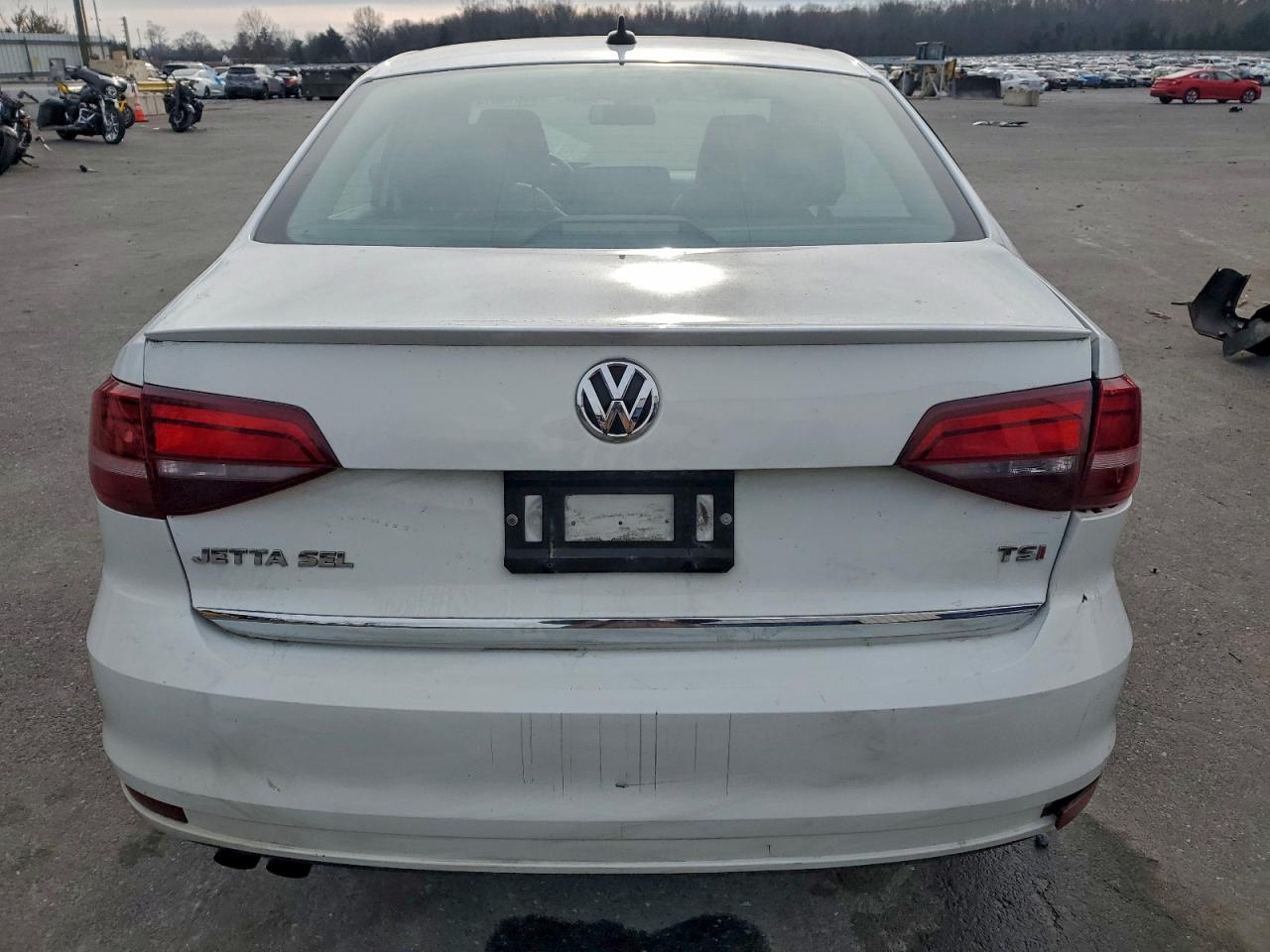 2017 VOLKSWAGEN JETTA SEL photo 6