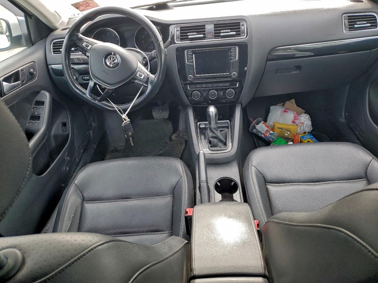 2017 VOLKSWAGEN JETTA SEL photo 8