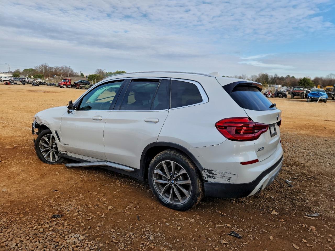 2018 BMW X3 XDRIVE30I photo 2