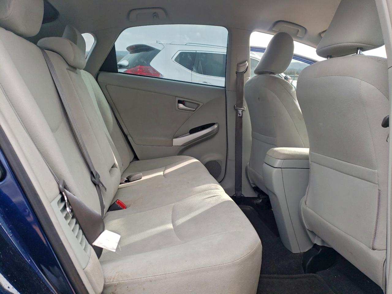 2013 TOYOTA PRIUS photo 10