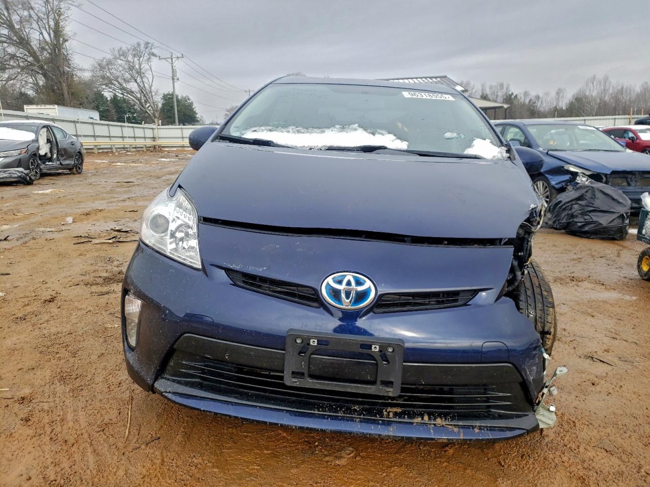 2013 TOYOTA PRIUS photo 5