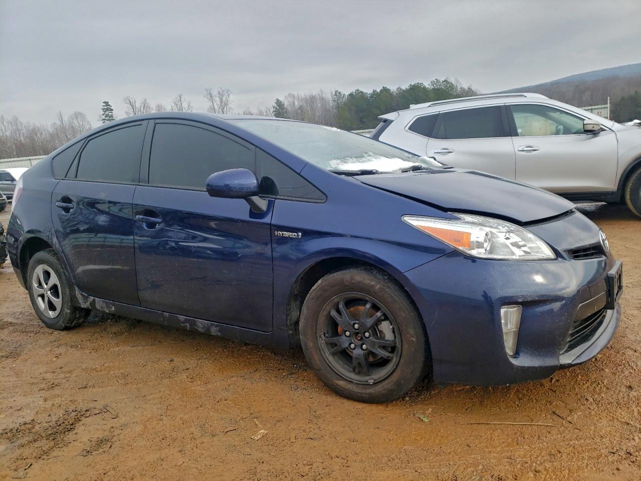 2013 TOYOTA PRIUS photo 4