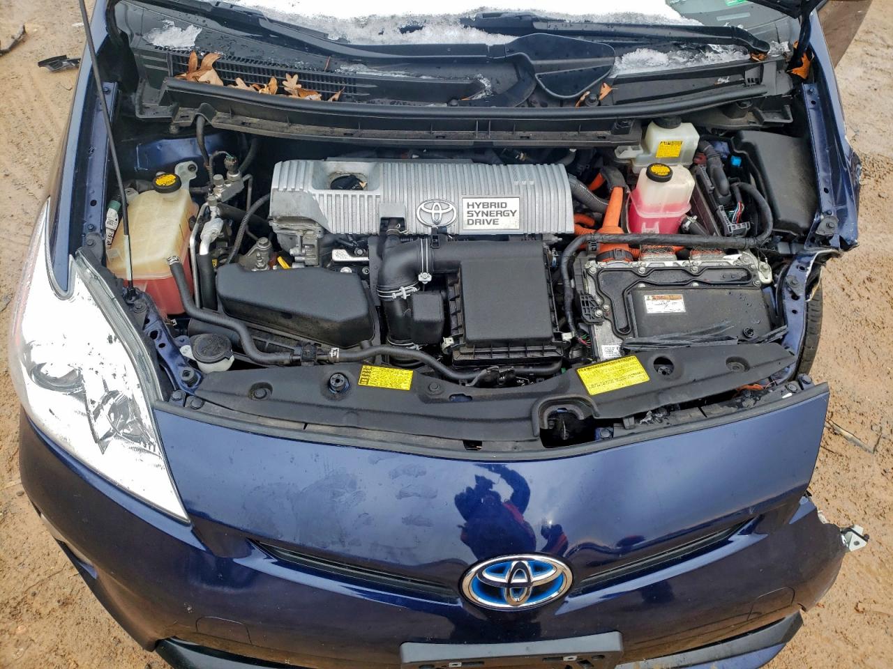 2013 TOYOTA PRIUS photo 11