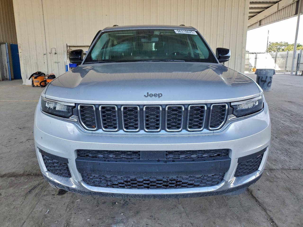 2023 JEEP GRAND CHEROKEE L LAREDO photo 5