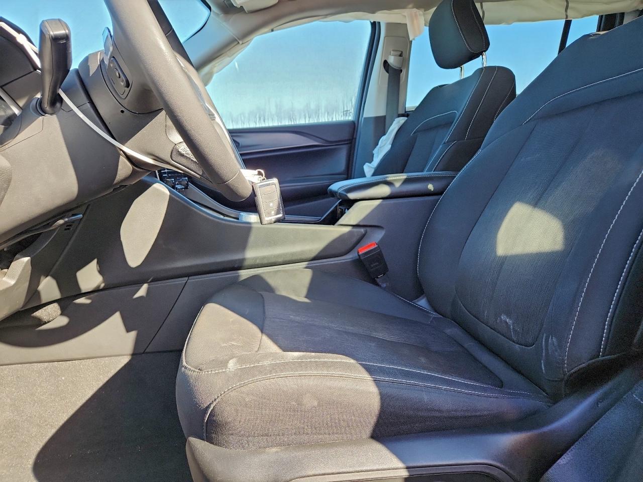 2023 JEEP GRAND CHEROKEE L LAREDO photo 7