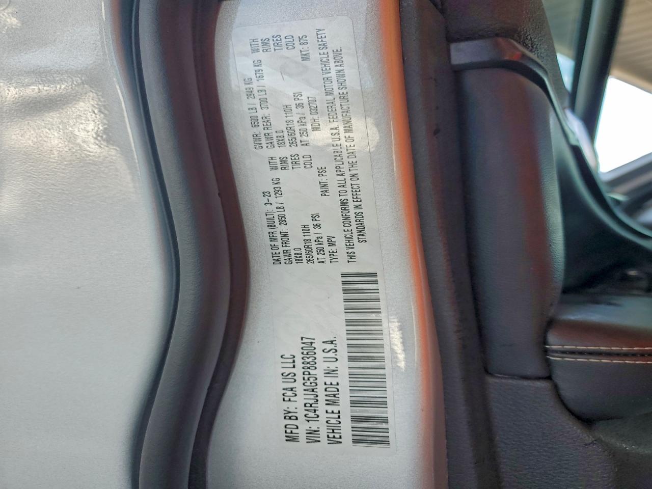 2023 JEEP GRAND CHEROKEE L LAREDO photo 13
