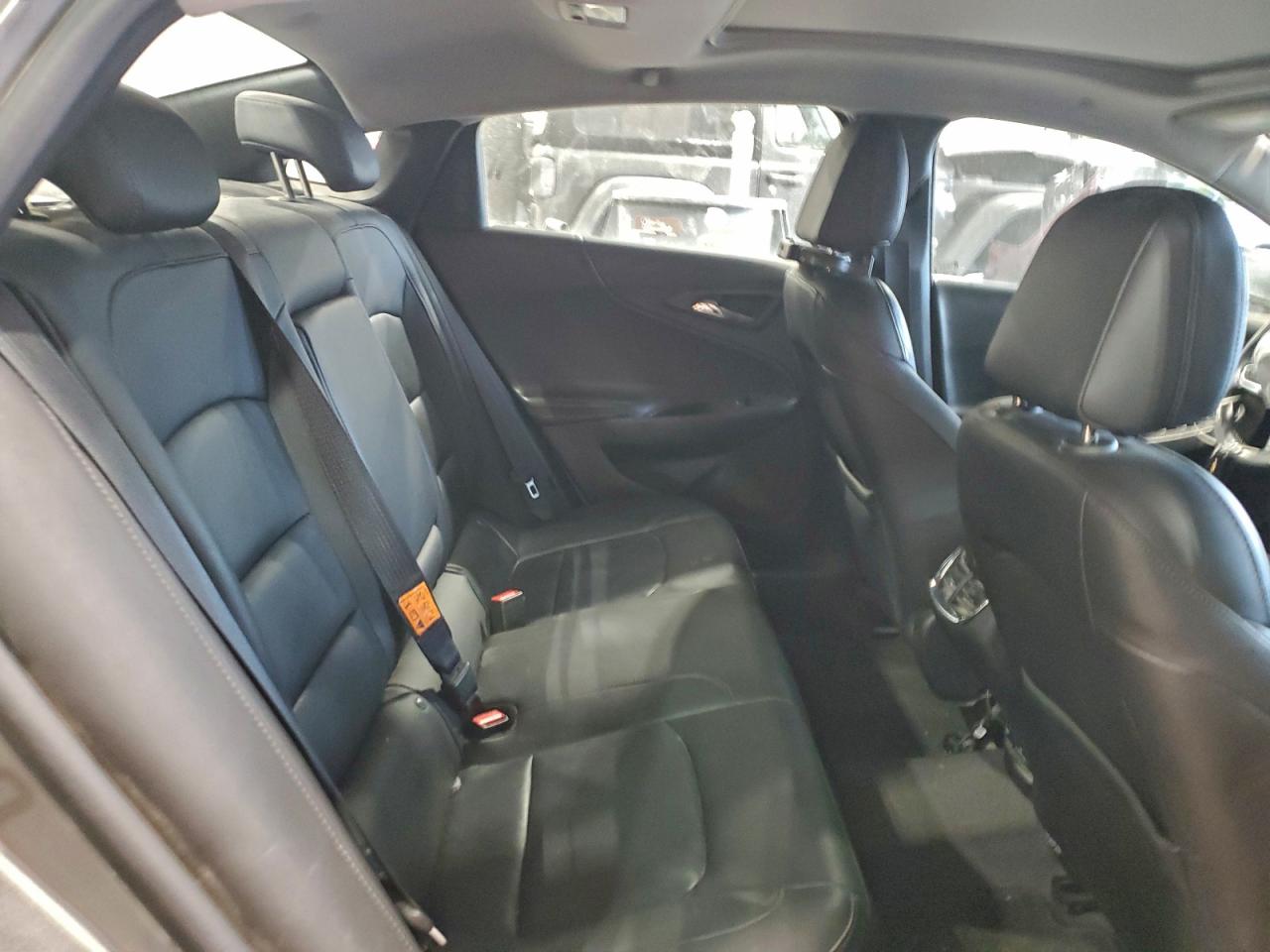 2018 CHEVROLET MALIBU HYBRID photo 10
