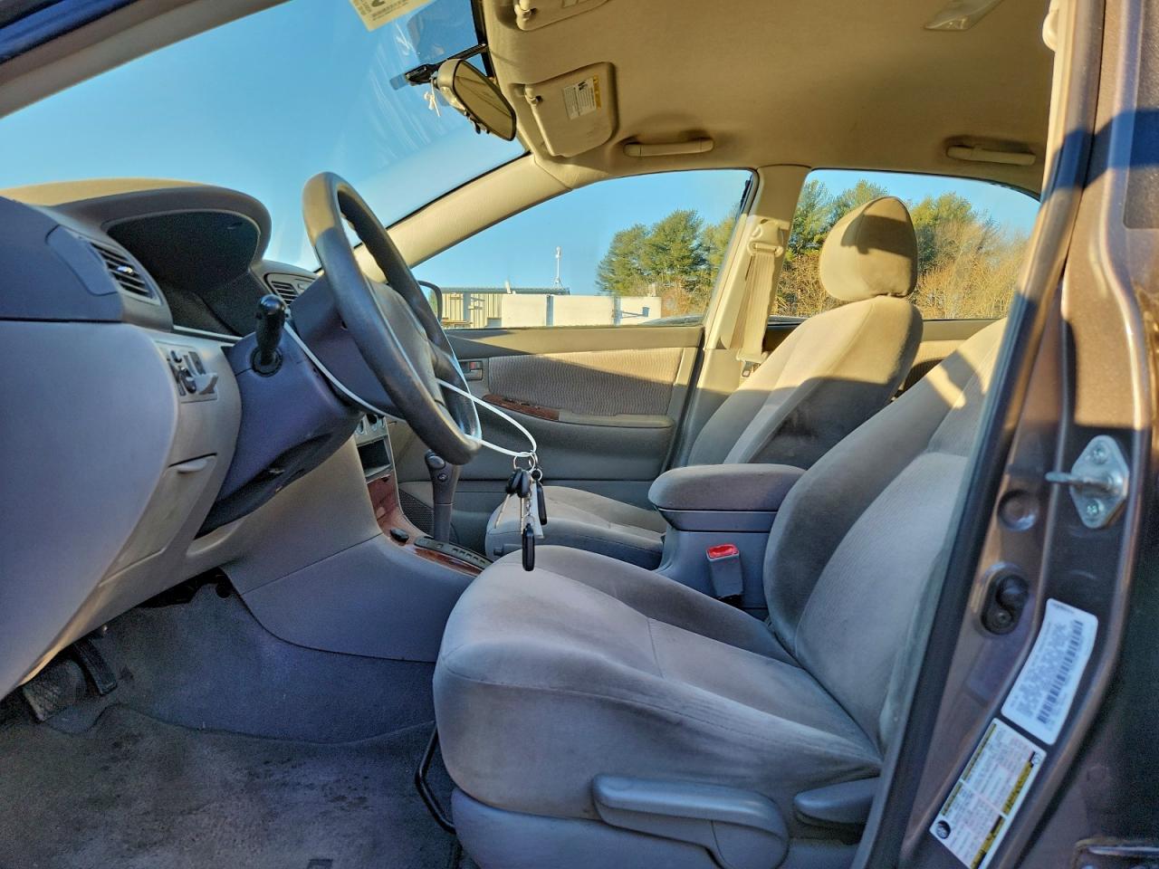 2005 TOYOTA COROLLA CE photo 13