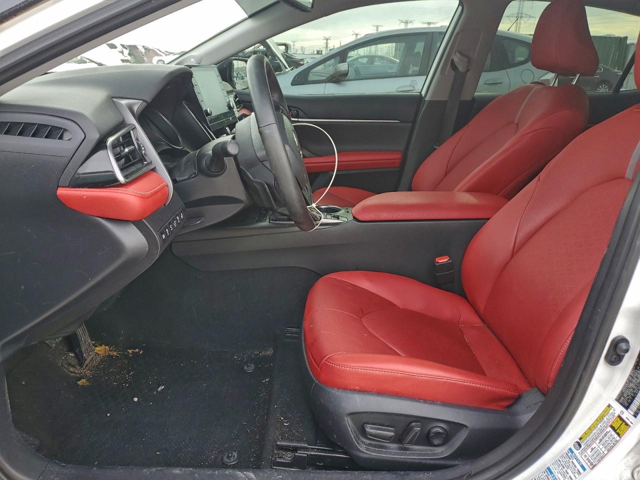 2023 TOYOTA CAMRY XSE photo 13