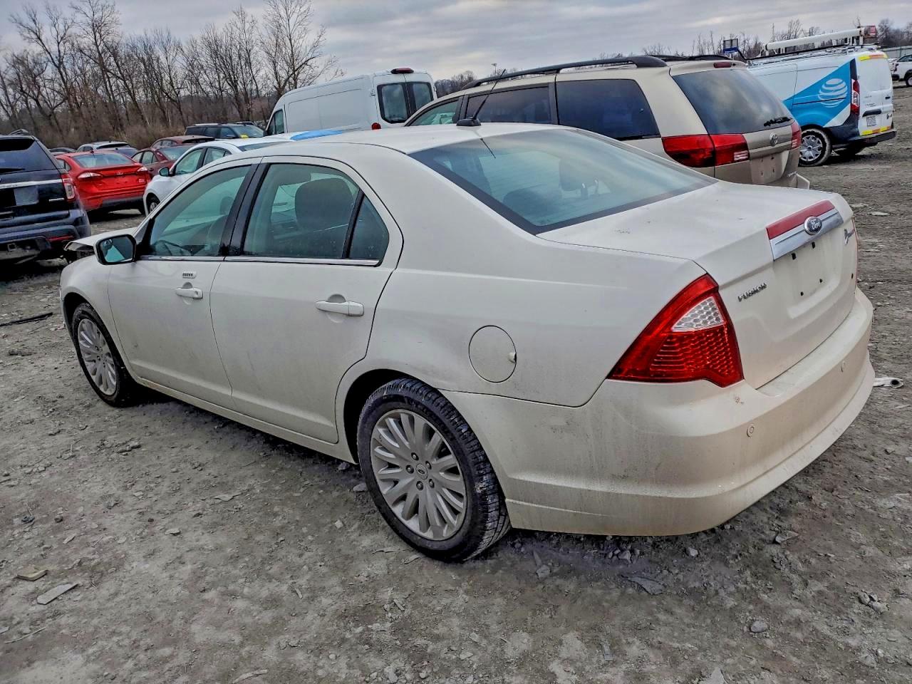 2012 FORD FUSION HYBRID photo 2
