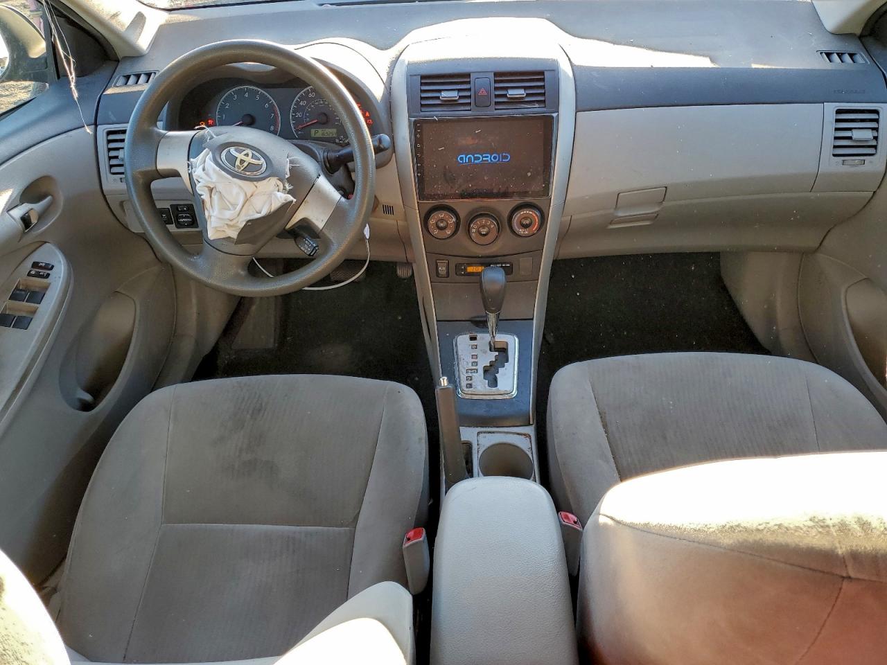 2010 TOYOTA COROLLA BASE photo 22