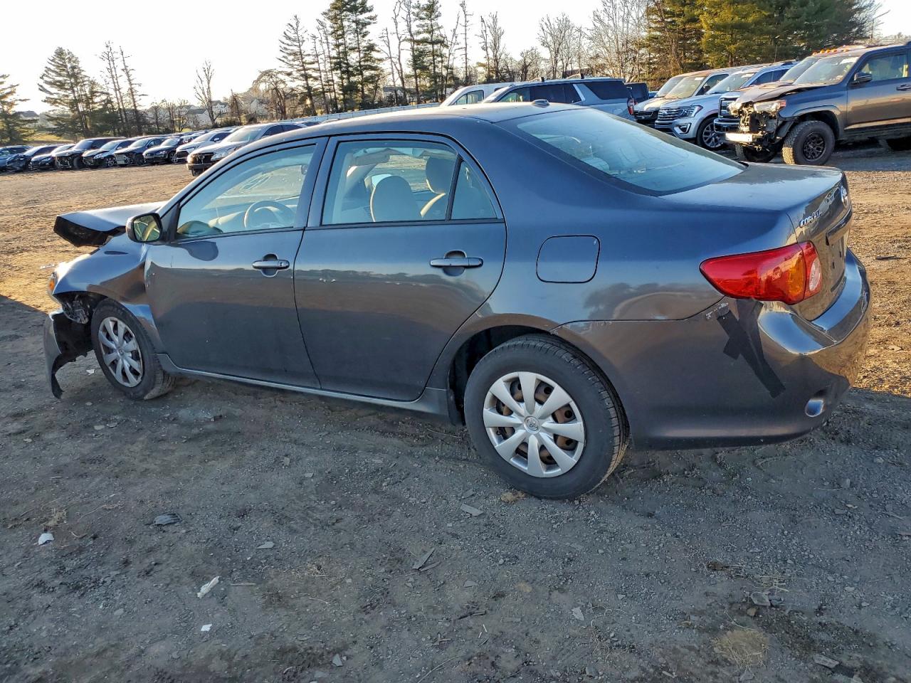2010 TOYOTA COROLLA BASE photo 4