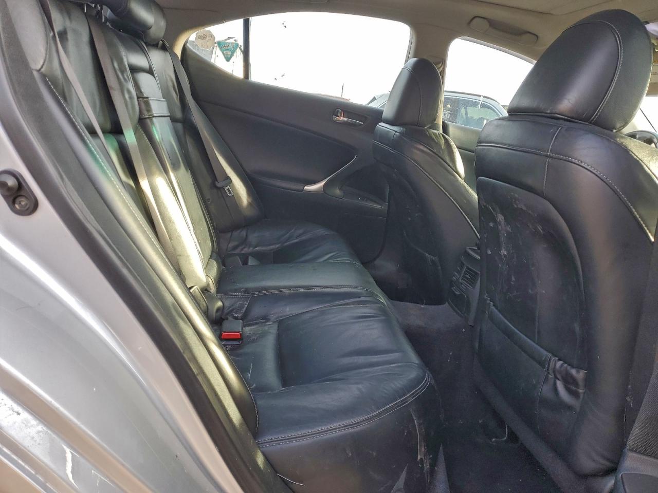 2009 LEXUS IS 250 photo 28
