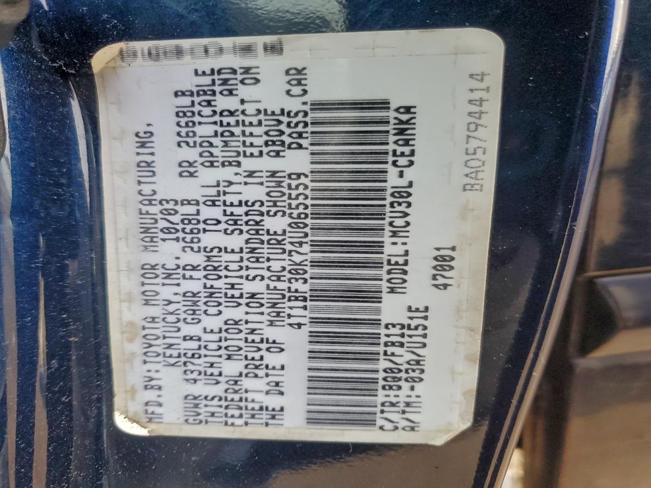 2004 TOYOTA CAMRY LE photo 12