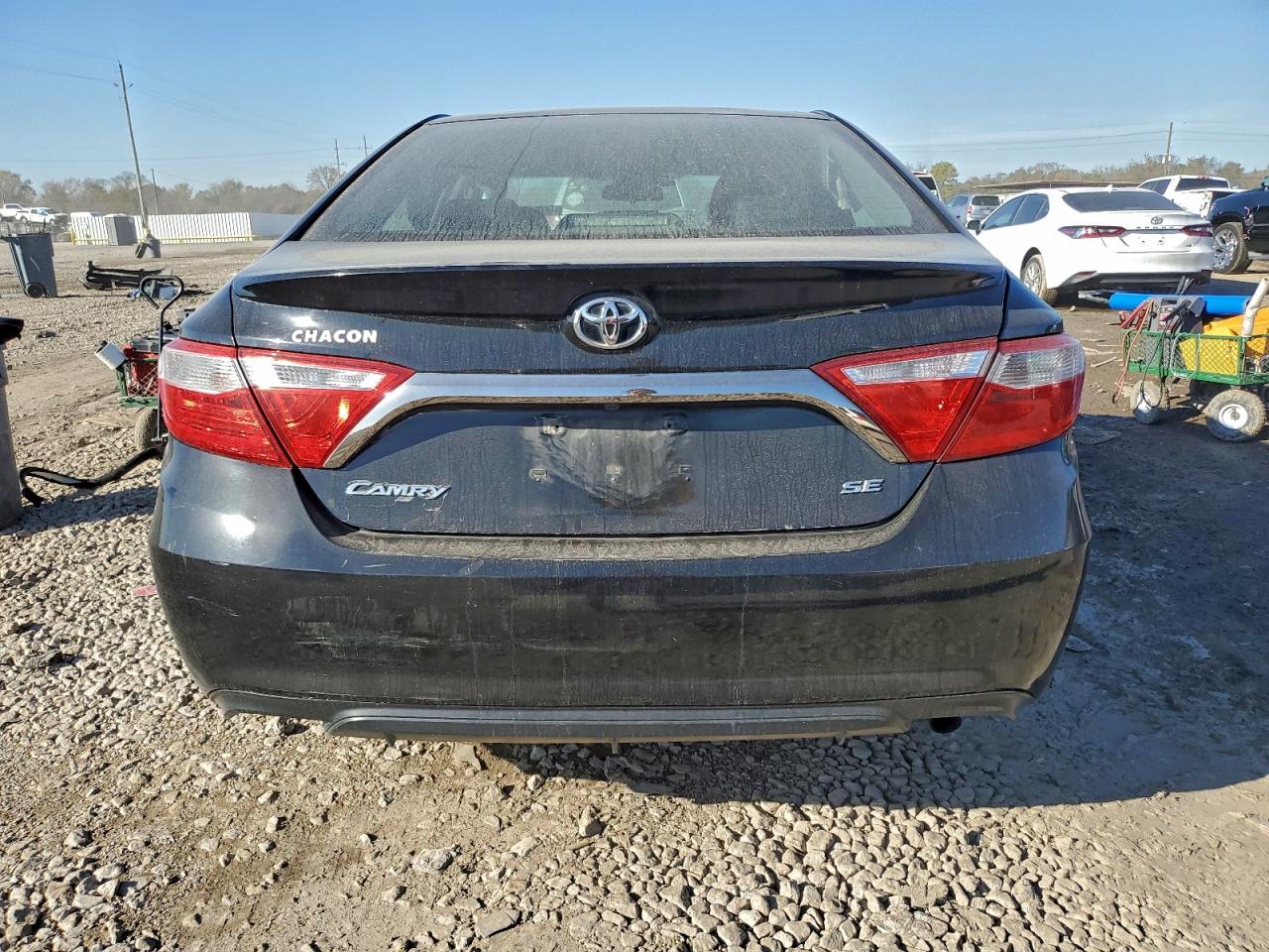 2016 TOYOTA CAMRY LE photo 11