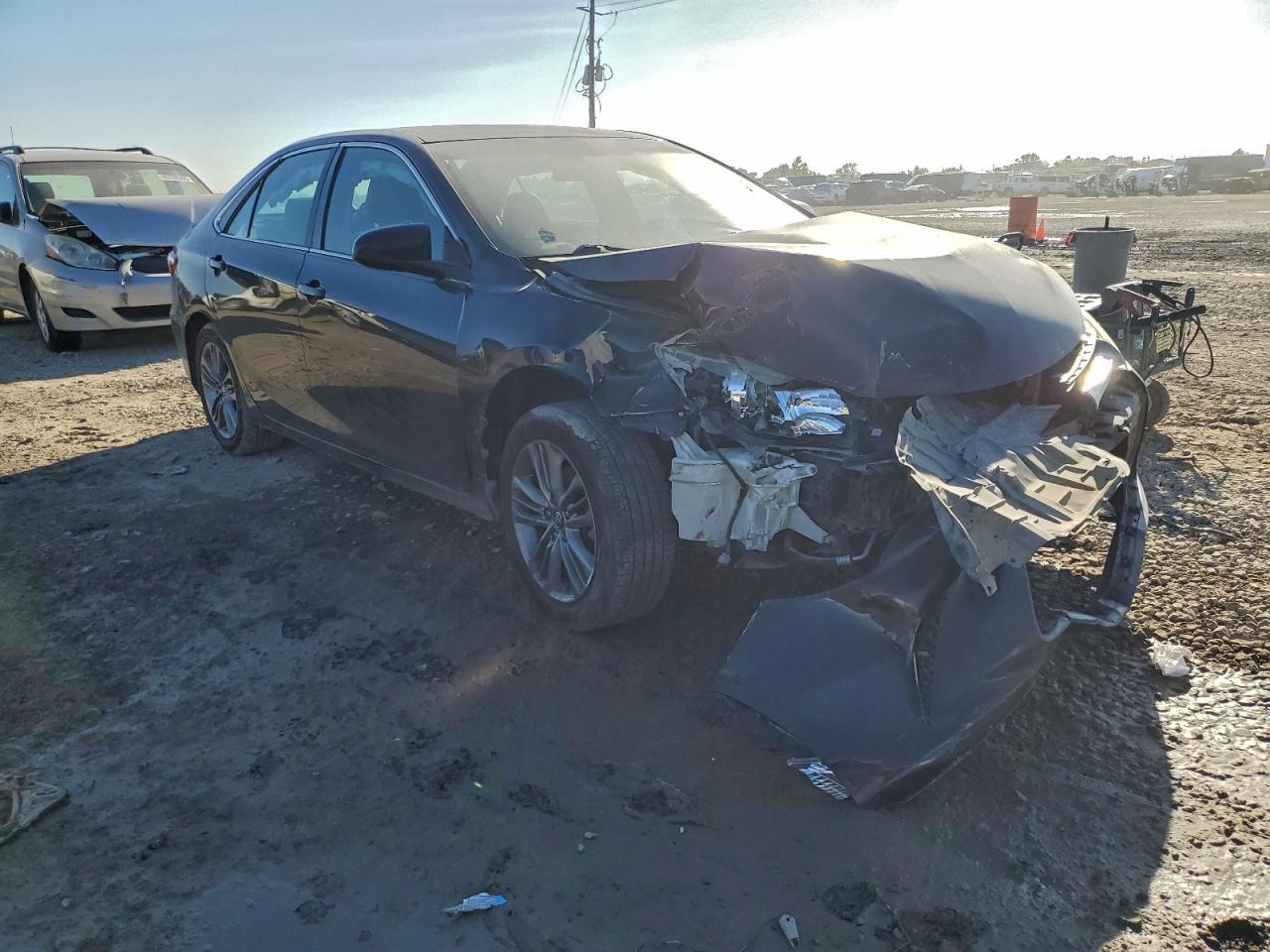 2016 TOYOTA CAMRY LE photo 7