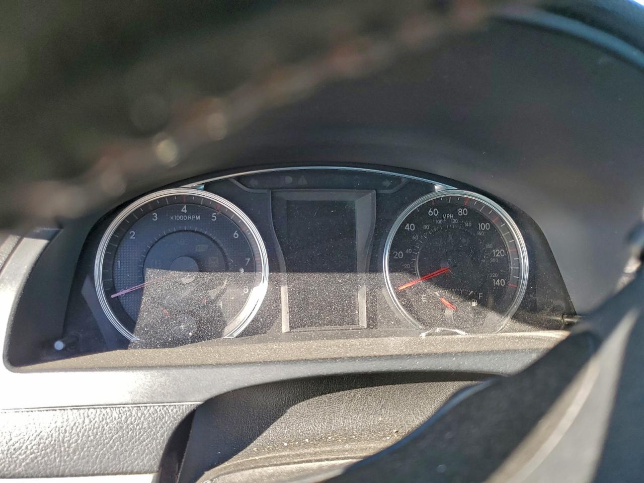 2016 TOYOTA CAMRY LE photo 17