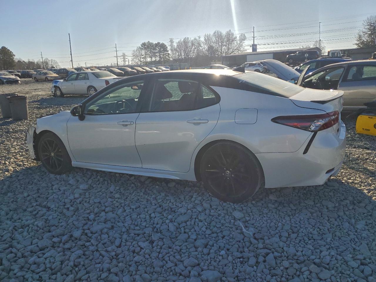 2021 TOYOTA CAMRY XSE photo 2