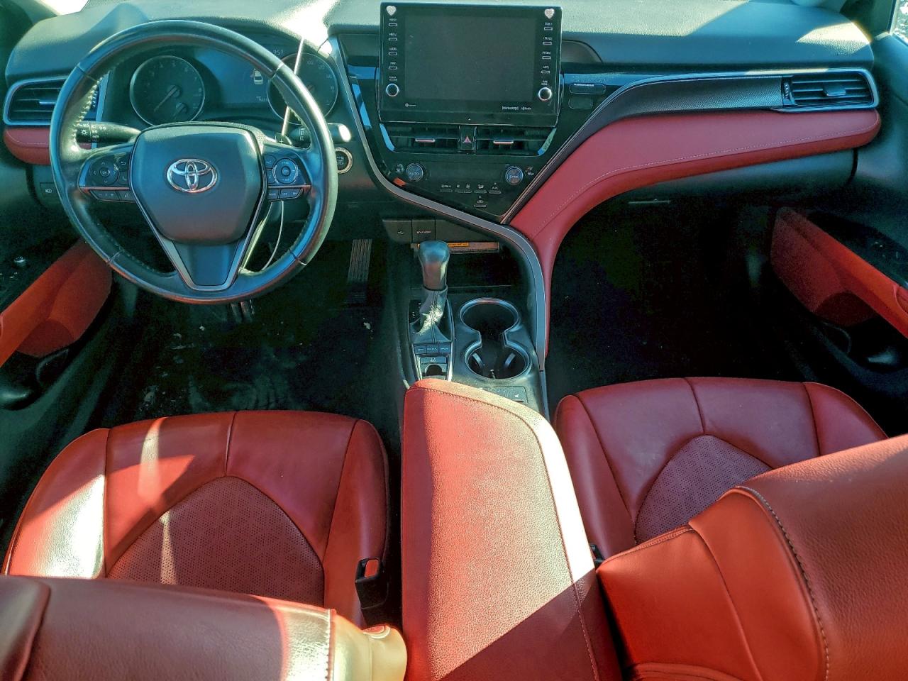 2021 TOYOTA CAMRY XSE photo 8