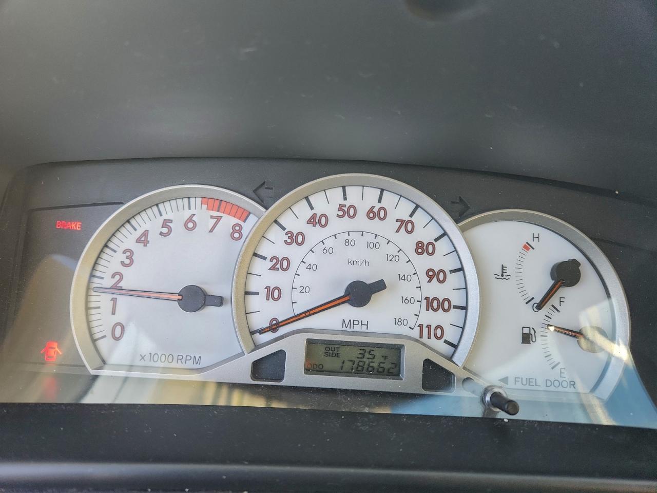 2006 TOYOTA COROLLA CE photo 25