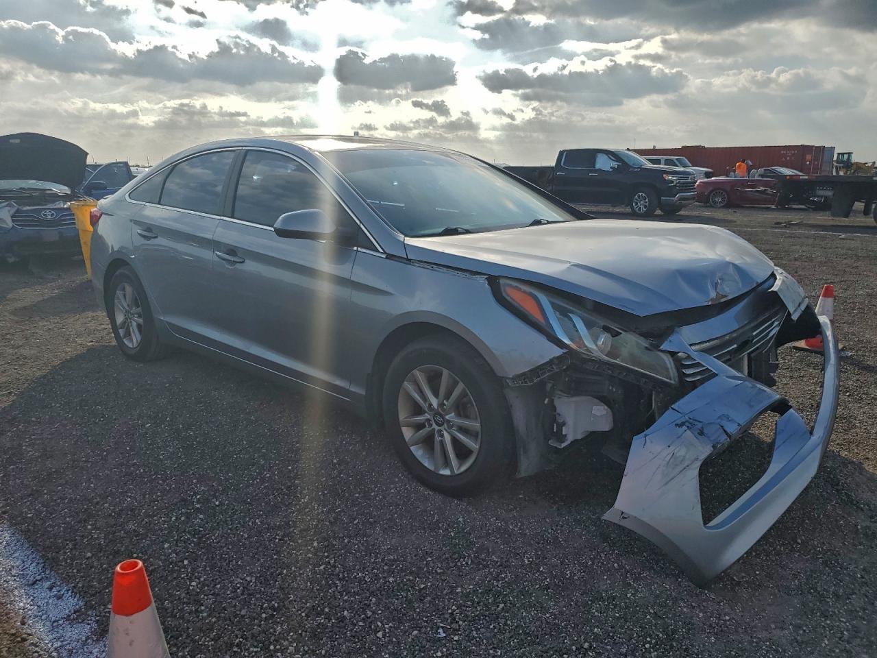2017 HYUNDAI SONATA SE photo 7