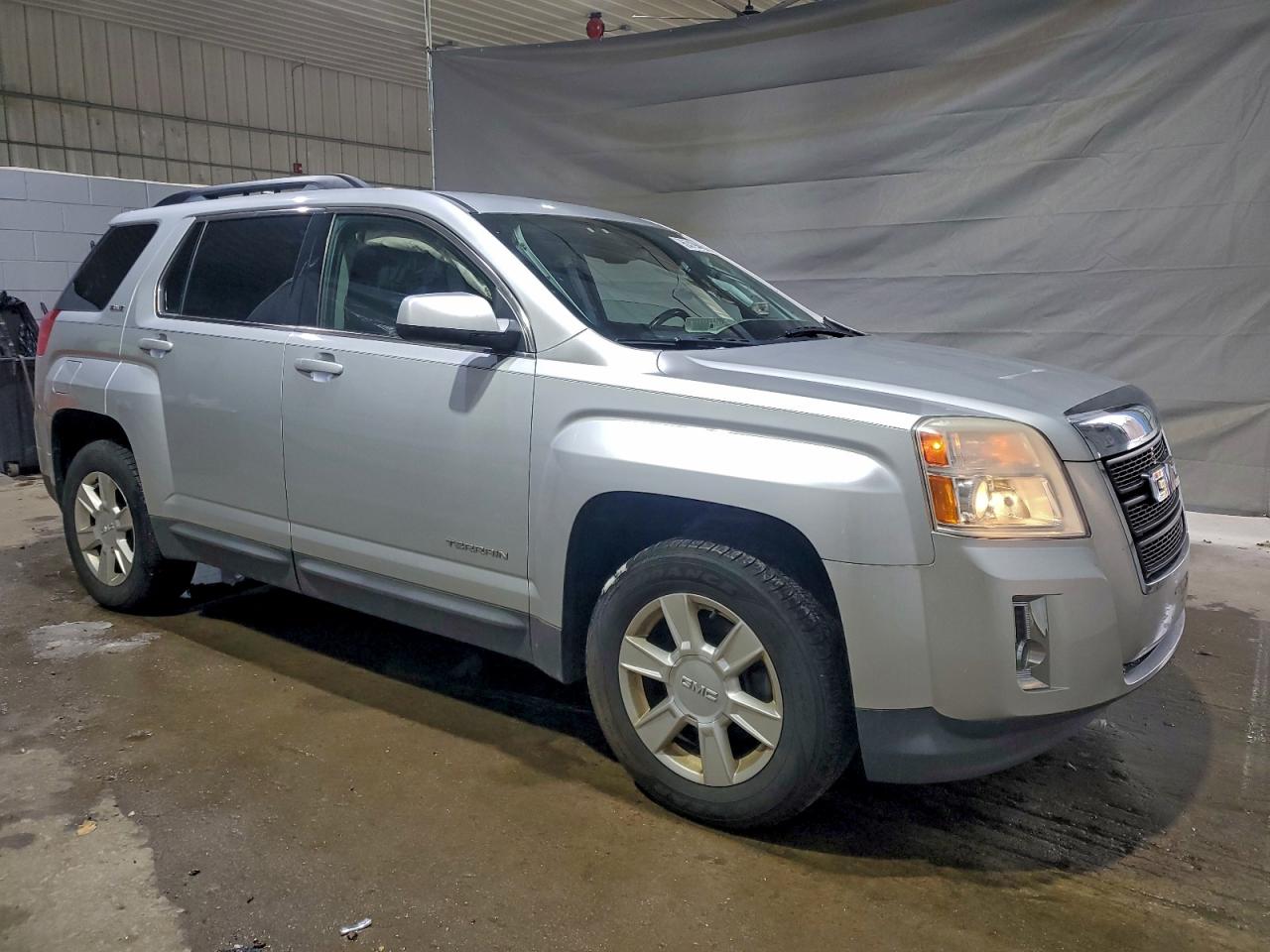 2013 GMC TERRAIN SLE photo 7