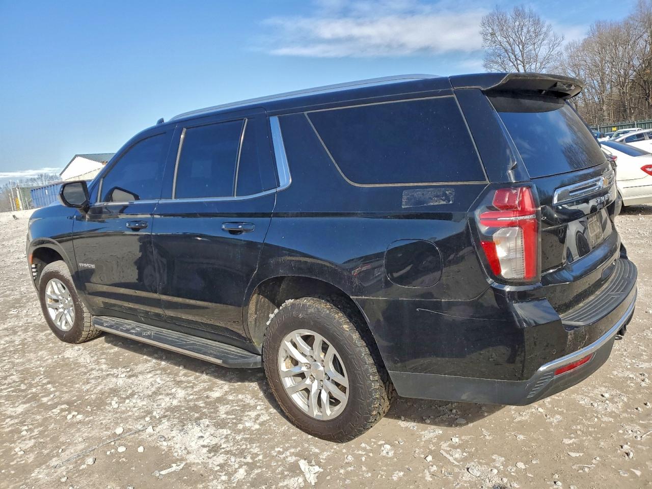 2022 CHEVROLET TAHOE K1500 LT photo 2