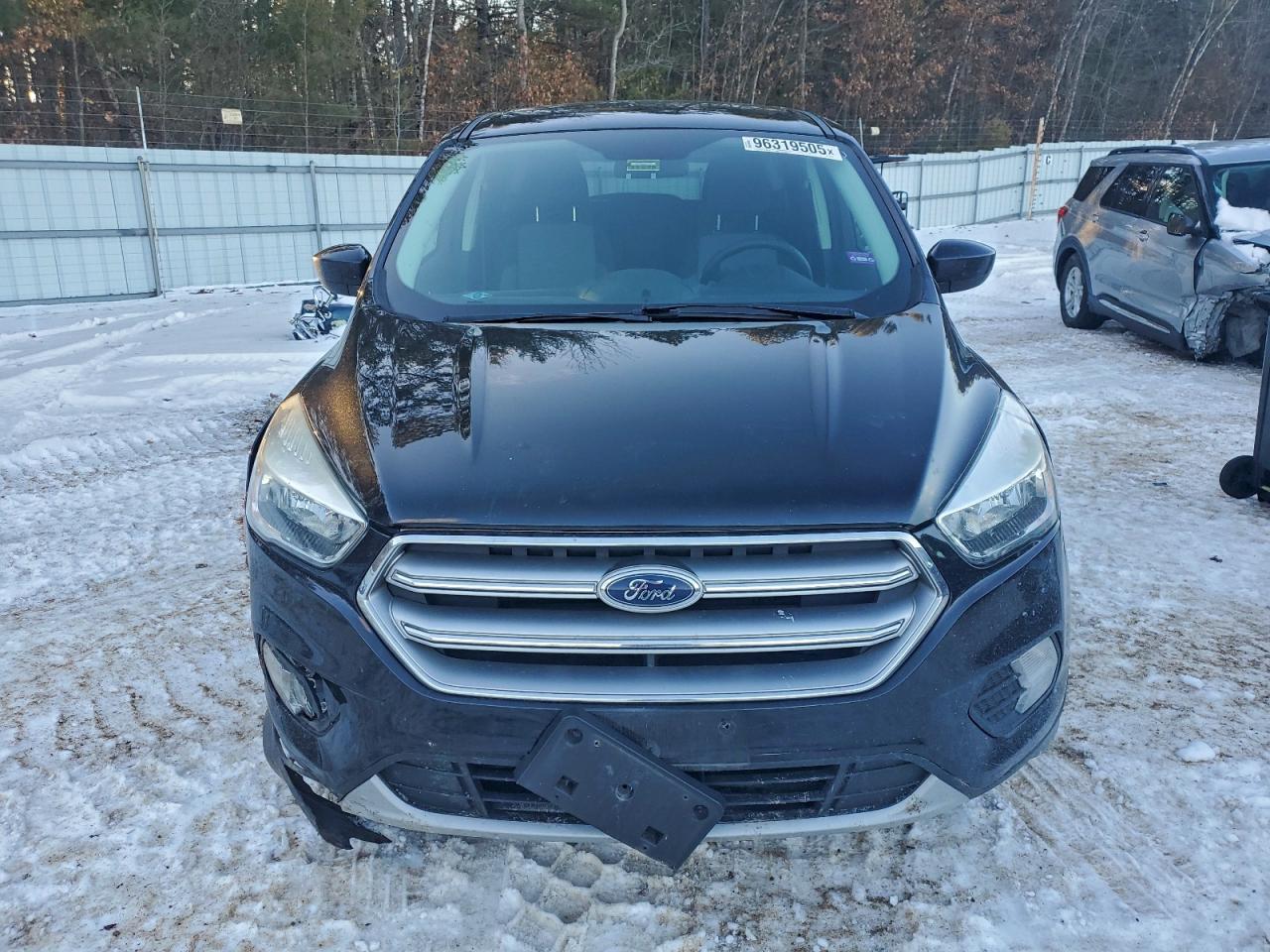 2017 FORD ESCAPE SE photo 5