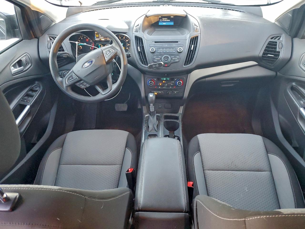 2017 FORD ESCAPE SE photo 8