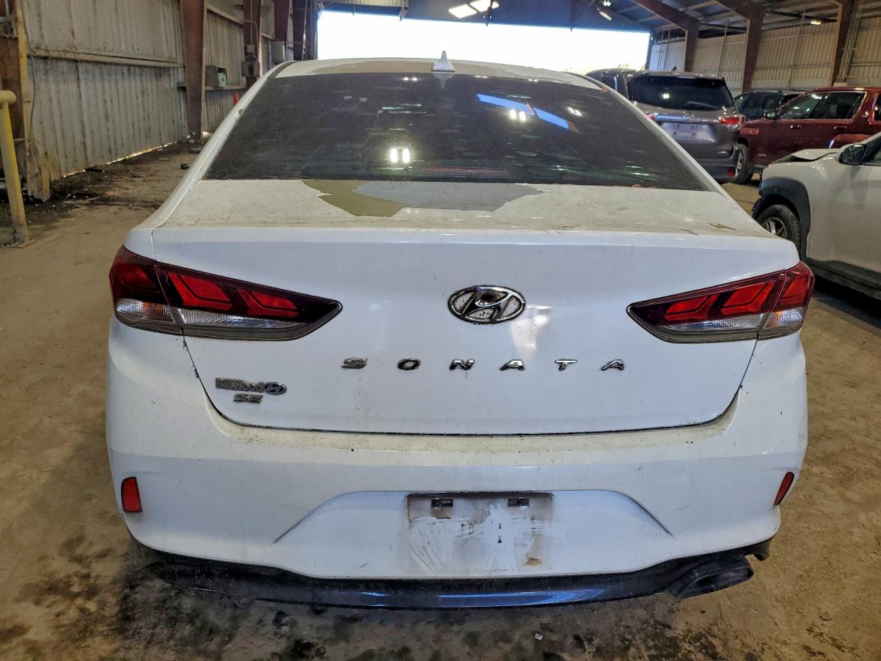 2018 HYUNDAI SONATA SE photo 6