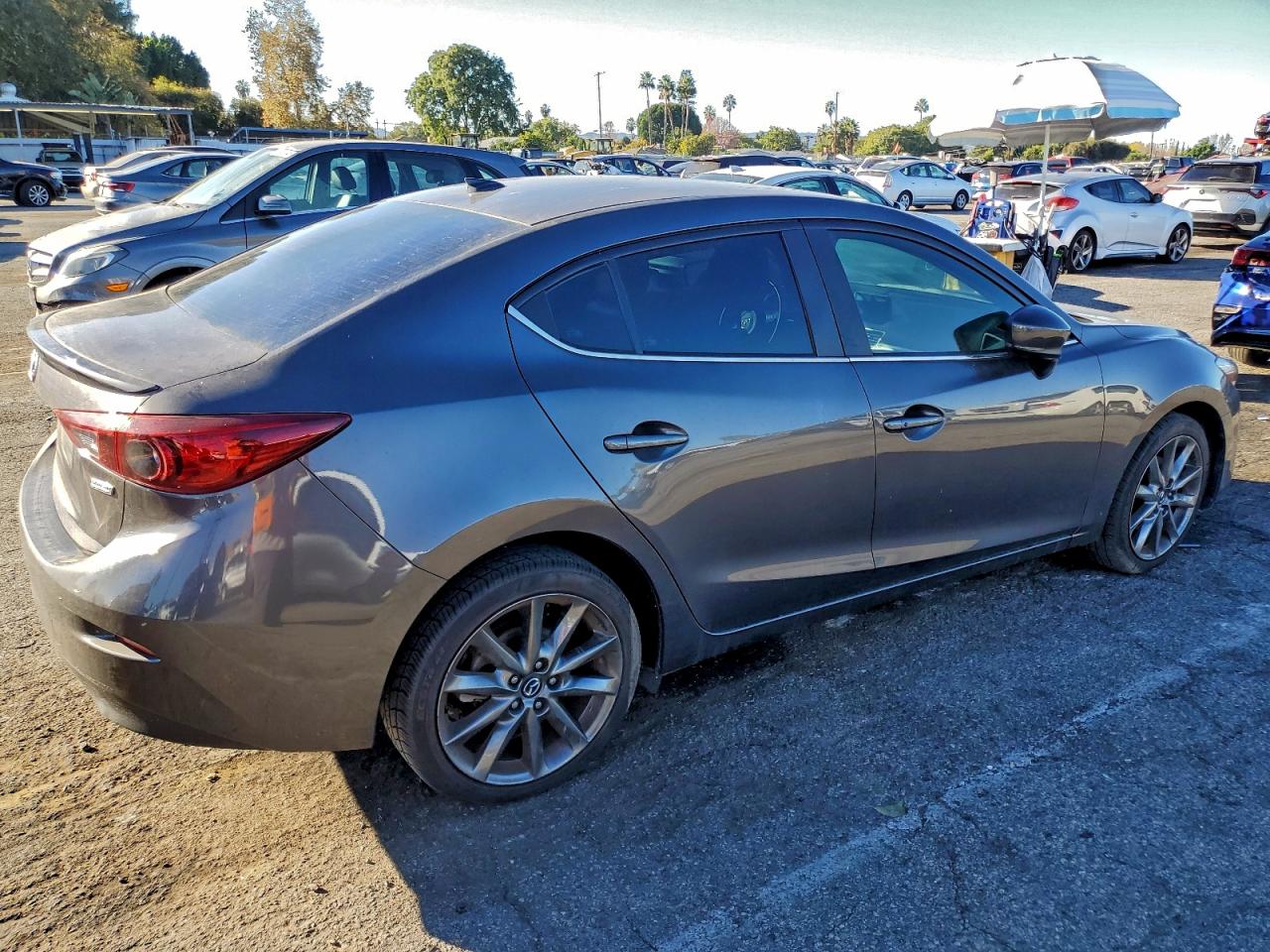 2018 MAZDA 3 TOURING photo 3