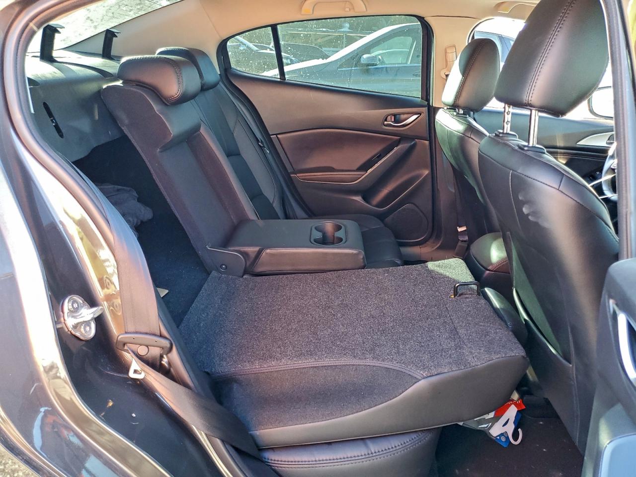 2018 MAZDA 3 TOURING photo 10