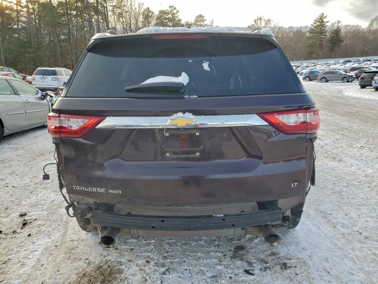 2020 CHEVROLET TRAVERSE LT photo 6