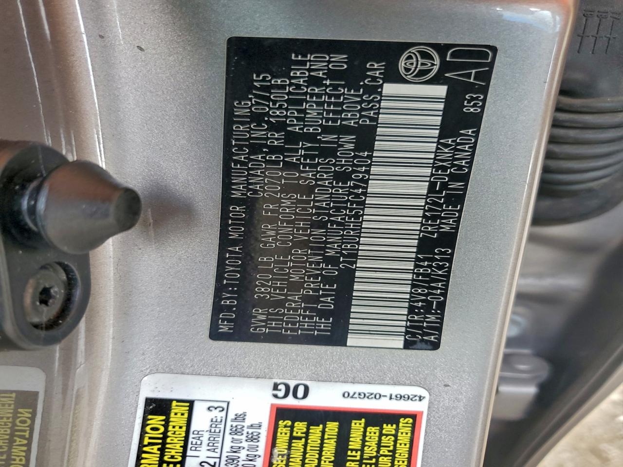 2015 TOYOTA COROLLA LE photo 14