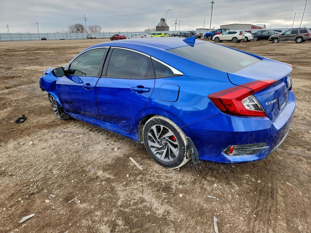 2017 HONDA CIVIC EX photo 2
