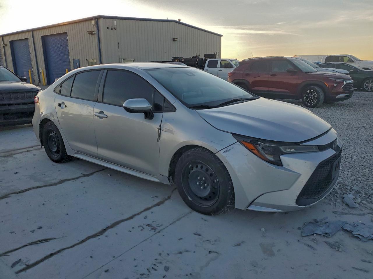 2020 TOYOTA COROLLA LE photo 4